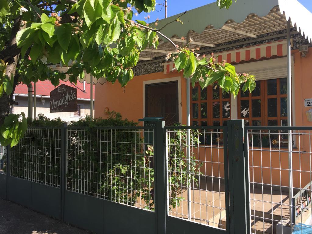 Eszter Vendeghaz Hotel Berekfurdo Luaran gambar